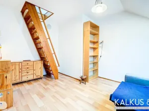 Pronájem bytu 2+kk, Hradec Králové, Zelená, 39 m2
