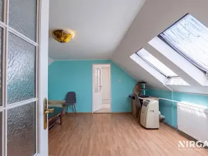 Prodej rodinného domu, Zlonín, Hlavní, 247 m2