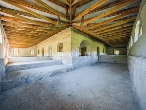 Prodej komerční nemovitosti, Vršovice, 5100 m2