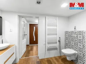 Prodej rodinného domu, Peruc - Černochov, 288 m2