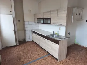 Prodej vícegeneračního domu, Mutěnín, 523 m2