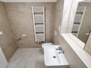 Pronájem bytu 2+kk, Praha - Modřany, Mezi vodami, 70 m2