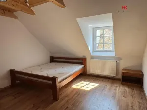 Pronájem rodinného domu, Načeradec, Zámecké náměstí, 170 m2