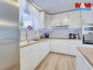 Prodej rodinného domu, Kostelec - Nedražice, 144 m2