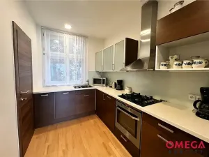 Pronájem bytu 3+1, Praha - Nusle, Nuselská, 81 m2