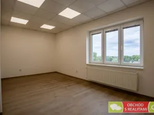 Pronájem kanceláře, Říčany, 17. listopadu, 24 m2