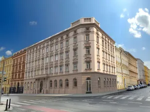 Prodej bytu 2+kk, Praha - Holešovice, Veletržní, 44 m2
