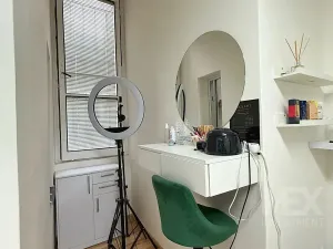 Pronájem obchodního prostoru, Praha - Vinohrady, Kolínská, 36 m2