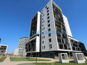 Pronájem bytu 1+kk, Praha - Modřany, Mezi vodami, 390 m2