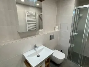 Pronájem bytu 3+kk, Praha - Řeporyje, Haenkeho, 80 m2