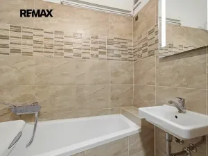 Prodej bytu 3+1, Plzeň, náměstí Generála Píky, 72 m2