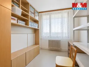 Prodej bytu 2+1, Kralupy nad Vltavou - Lobeček, Krakovská, 40 m2