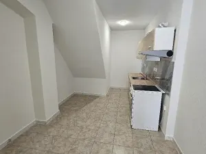 Pronájem bytu 2+1, Lovosice, 8.května, 80 m2