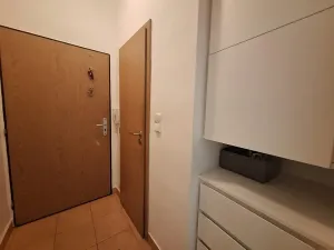 Pronájem bytu 2+1, Brno, Kosmákova, 48 m2