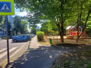Prodej bytu 2+kk, Praha - Kobylisy, Třebenická, 39 m2