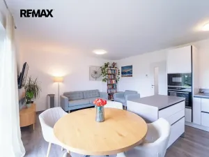 Prodej bytu 3+kk, Poděbrady, Slunečná, 78 m2