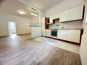 Prodej bytu 2+kk, Jablonec nad Nisou, Pražského povstání, 55 m2