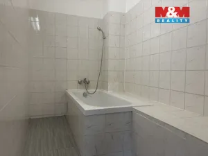 Pronájem bytu 2+1, Veselí nad Lužnicí - Veselí nad Lužnicí I, Budějovická, 90 m2