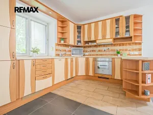 Prodej rodinného domu, Hřebeč, V háji, 165 m2