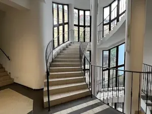 Prodej bytu 4+1, Karlovy Vary, Divadelní náměstí, 145 m2