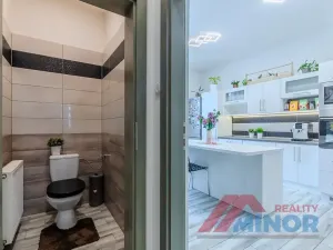 Prodej bytu 3+1, Slaný, Ouvalova, 98 m2
