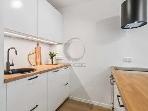 Prodej bytu 2+kk, Praha - Holešovice, Tovární, 38 m2