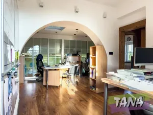 Prodej výrobních prostor, Ohrazenice, 680 m2