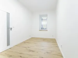 Pronájem bytu 2+kk, Ostrava, Slavníkovců, 42 m2