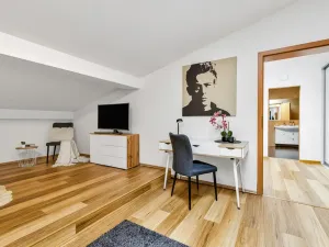 Prodej bytu 3+kk, Šestajovice, Komenského, 116 m2