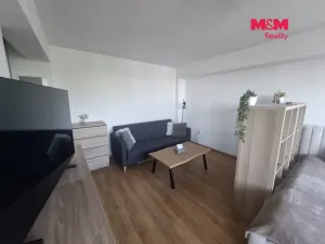 Pronájem bytu 1+kk, Kolín - Kolín III, Roháčova, 42 m2