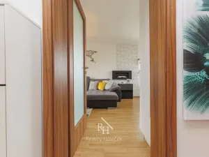 Prodej bytu 2+kk, Buštěhrad, Ořešín, 52 m2