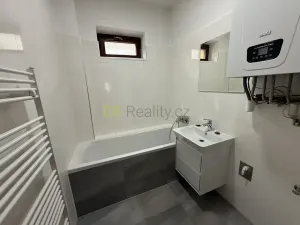 Pronájem bytu 2+1, Brno, Škrochova, 52 m2