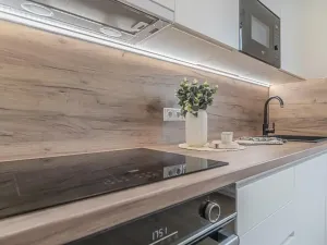 Pronájem bytu 2+kk, Praha - Prosek, Litoměřická, 57 m2