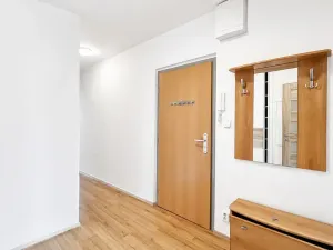 Prodej bytu 3+1, Praha - Bohnice, Vratislavská, 72 m2