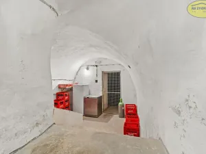 Prodej obchodního prostoru, Kroměříž, Velké náměstí, 143 m2