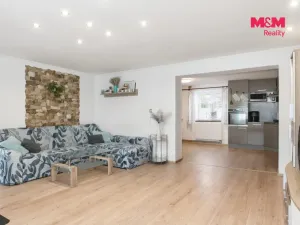 Prodej rodinného domu, Stěžery, Lipová, 250 m2