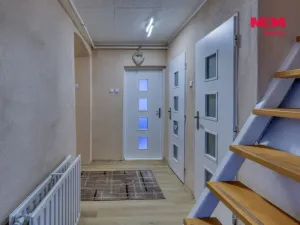 Prodej rodinného domu, Bor - Holostřevy, 200 m2