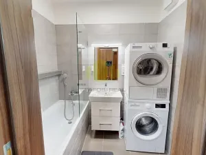 Pronájem bytu 2+kk, Olomouc, Janského, 54 m2