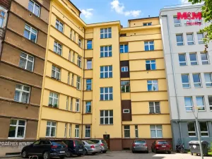 Prodej bytu 2+1, Praha - Holešovice, U Pergamenky, 63 m2