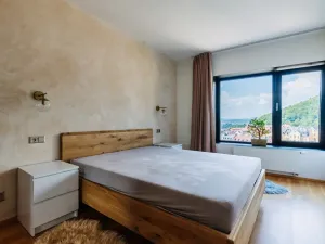 Prodej bytu 3+kk, Karlovy Vary, Pražská silnice, 88 m2