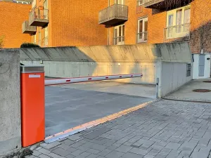 Pronájem garážového stání, Praha - Uhříněves, 12 m2