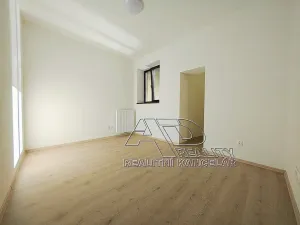 Pronájem bytu 2+1, České Budějovice, 65 m2