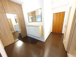 Pronájem bytu 2+1, Tursko, 70 m2