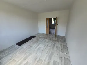 Prodej bytu 3+1, Postoloprty, Jiráskovo náměstí, 65 m2