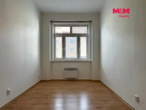 Pronájem bytu 2+kk, Praha - Nusle, 5. května, 47 m2