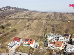 Prodej pozemku pro bydlení, Mikulov, Hliniště, 7881 m2