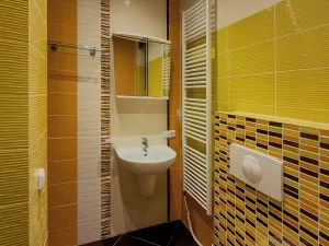 Prodej bytu 3+1, Karlovy Vary, Na Vyhlídce, 90 m2