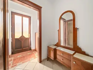 Prodej obchodního prostoru, Jičín, 286 m2
