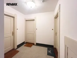 Pronájem bytu 1+kk, Praha - Košíře, Na Zámyšli, 32 m2