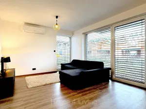 Prodej bytu 3+kk, Dolní Věstonice, U Hřiště, 76 m2
